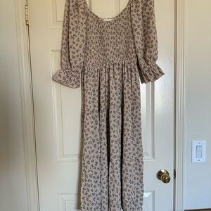 Neuflora Everett Dress. Size Small.